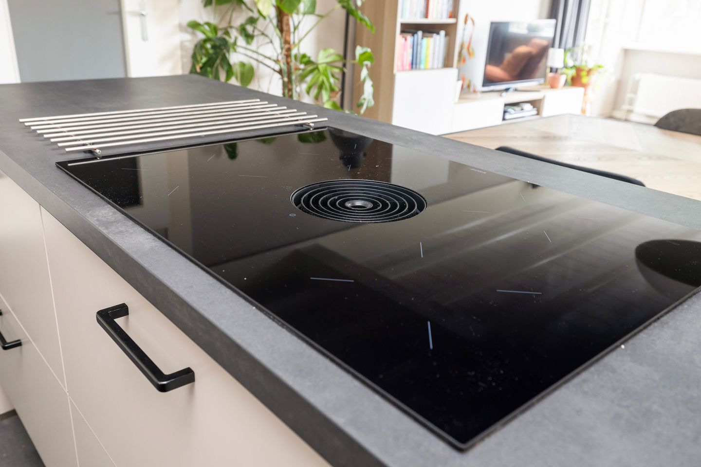 Foto 14 van Eemnesserweg 1-32