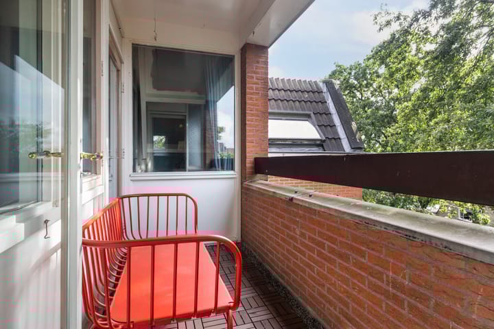 Photo 17 of Eemnesserweg 1-32