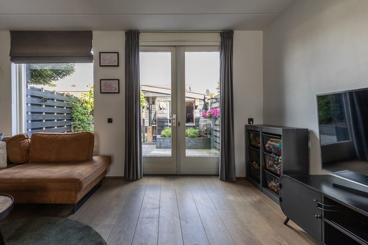 Foto 10 van Overtoom 18