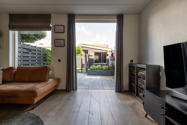 Foto 15 van Overtoom 18