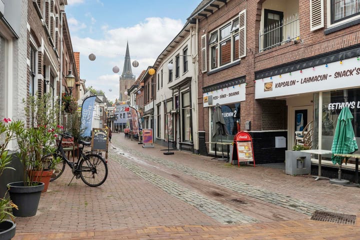 Foto 41 van Burgemeester Leenstraat 20