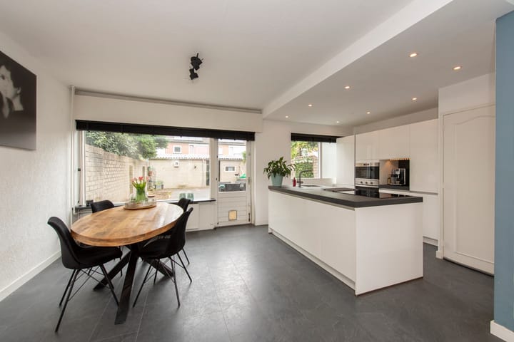 Foto 3 van Strausslaan 37