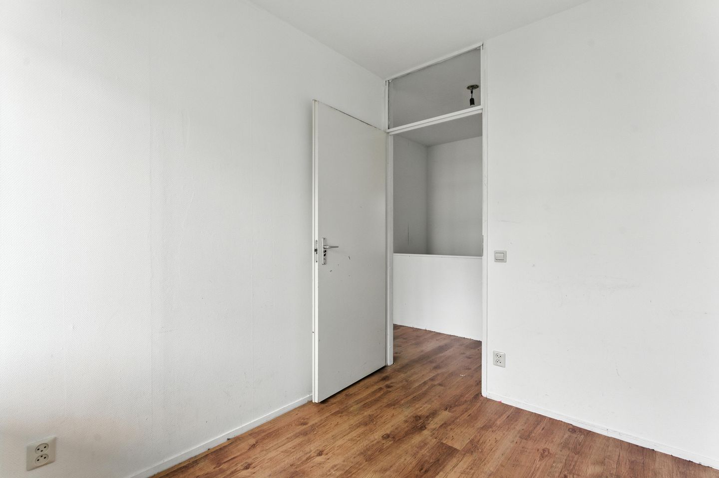 Photo 34 of Belgischestraat 26-A