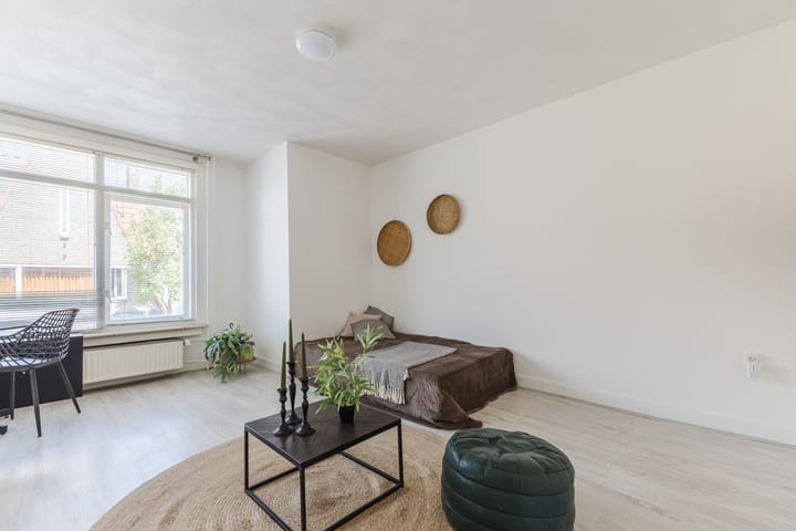 Foto 5 van Pastoor van Arslaan 5