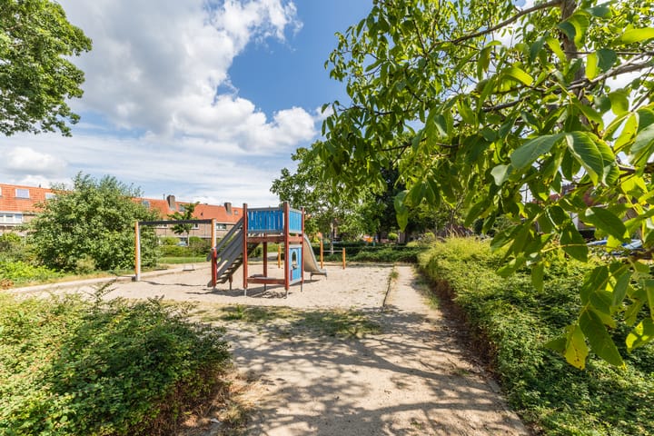 Foto 16 van Pastoor van Arslaan 5