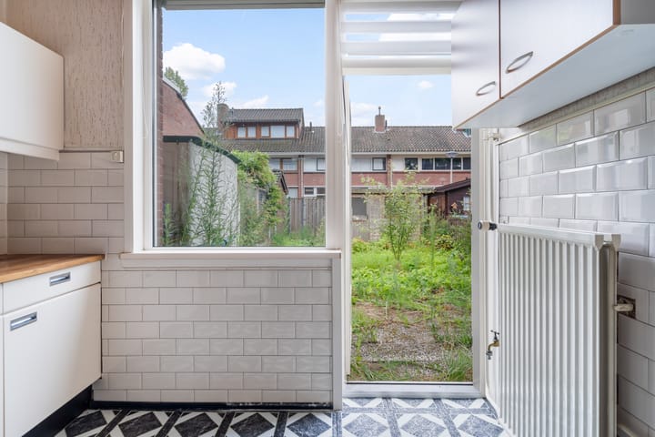 Foto 21 van Leliestraat 54