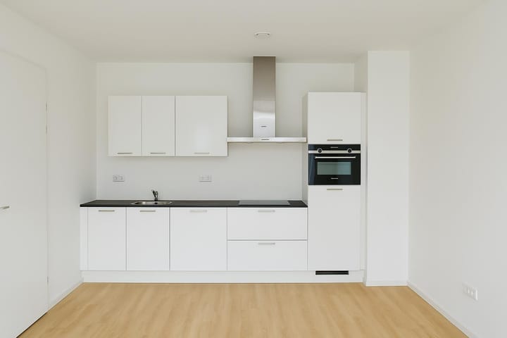 Photo 10 of Grenenhout 8-103