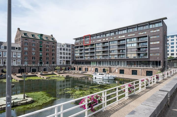 Foto 1 van Maasboulevard 18-F