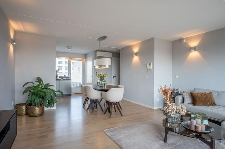 Foto 8 van Maasboulevard 18-F