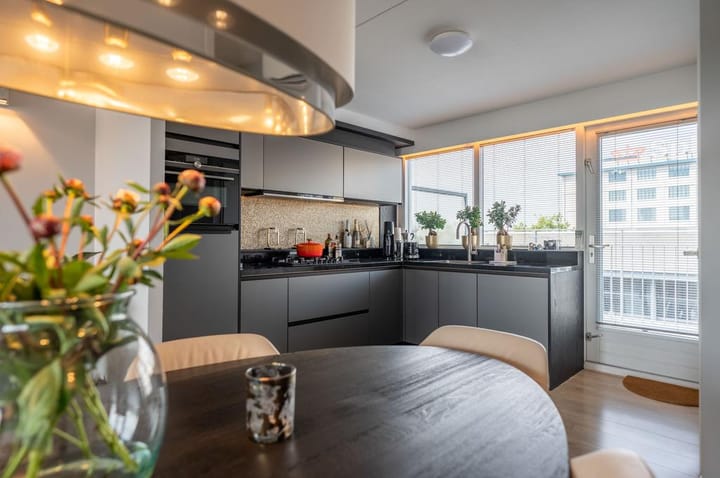 Foto 11 van Maasboulevard 18-F