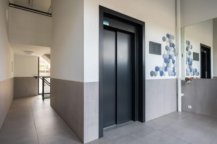 Foto 30 van Maasboulevard 18-F