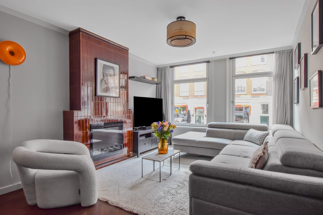 Photo 2 of Van Oldenbarneveldtstraat 86-1