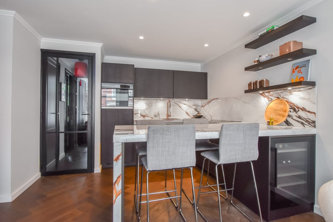 Photo 7 of Van Oldenbarneveldtstraat 86-1