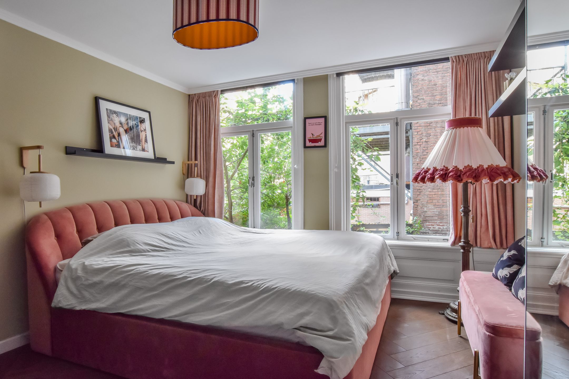 Photo 15 of Van Oldenbarneveldtstraat 86-1