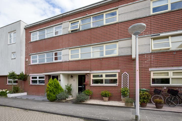 Foto 1 van Schoorsteen 12