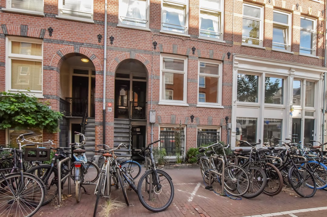 Photo 23 of Van Oldenbarneveldtstraat 86-1