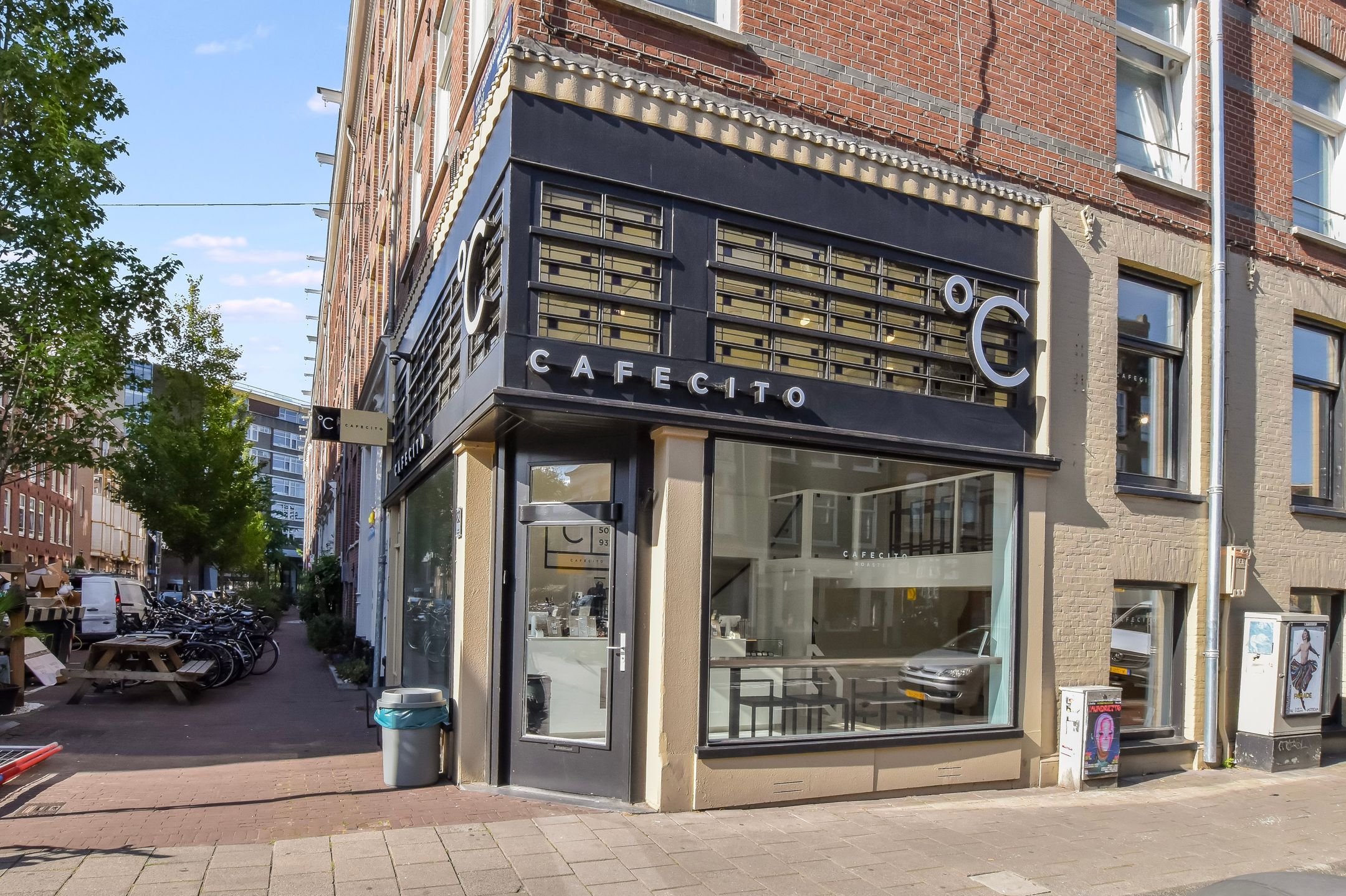 Photo 24 of Van Oldenbarneveldtstraat 86-1