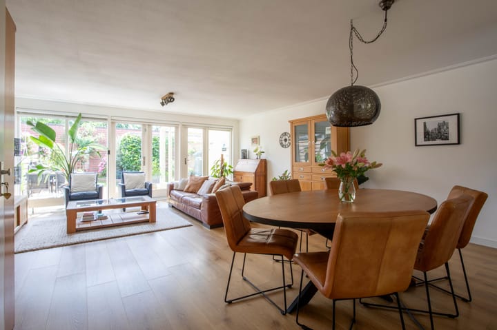 Foto 8 van Schoorsteen 12