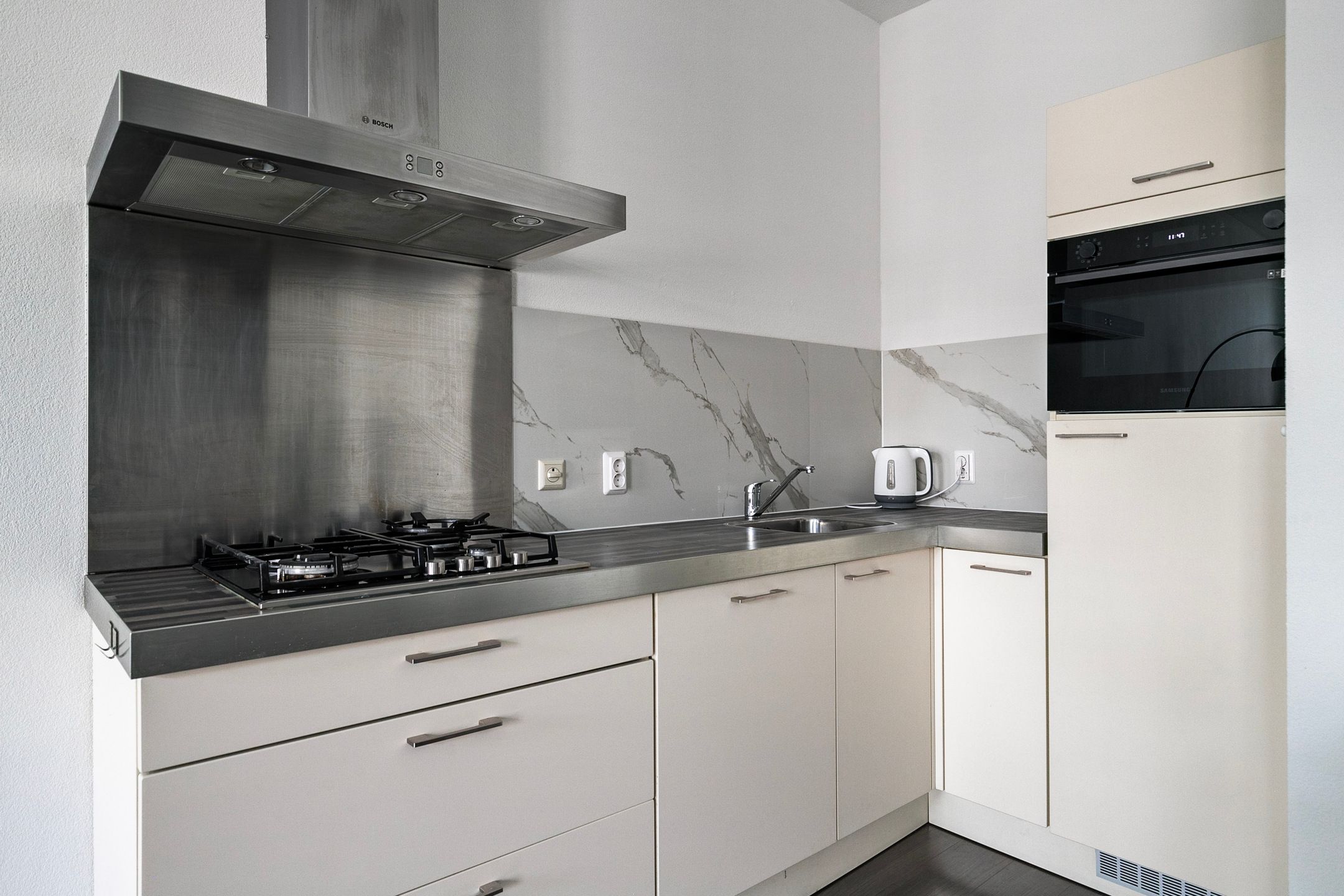 Photo 3 of Breedstraat 12-A