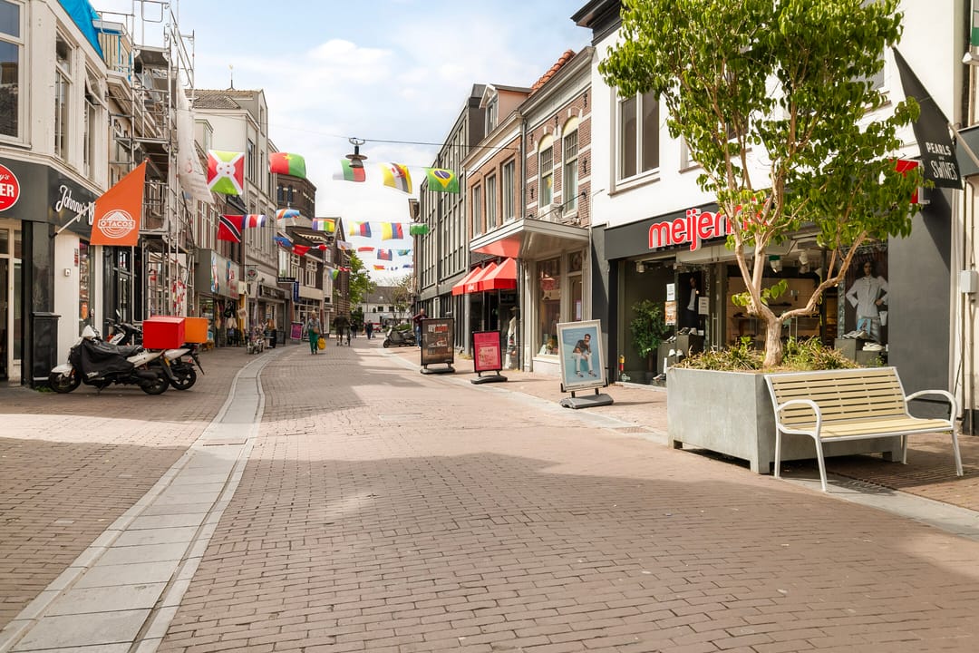 Photo 23 of Breedstraat 12-A