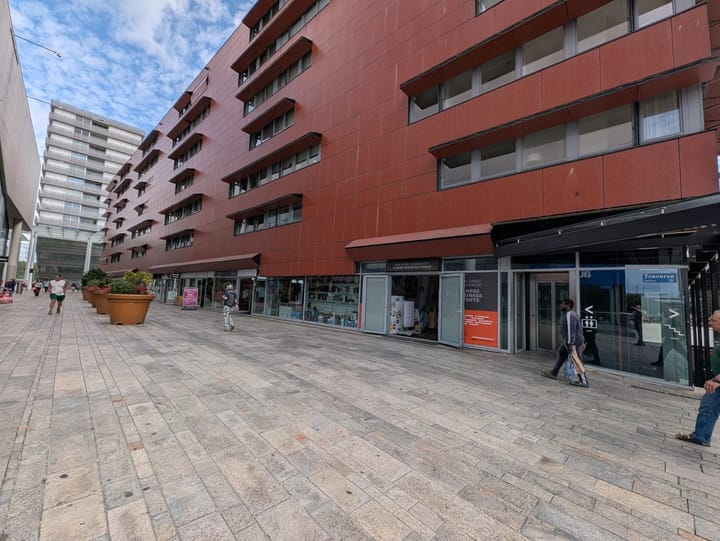 Traverse 11, Almere