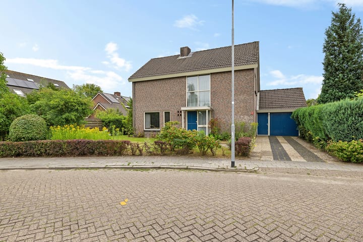 Photo 27 of Waezenburglaan 88