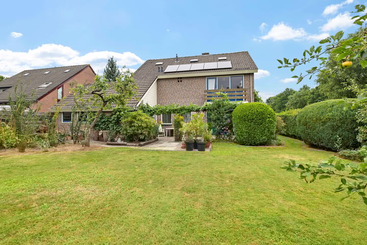 Photo 31 of Waezenburglaan 88