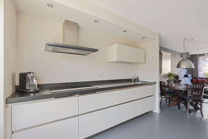 Foto 15 van Doornenburgallee 9