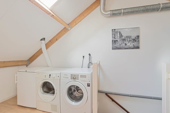 Foto 33 van Doornenburgallee 9