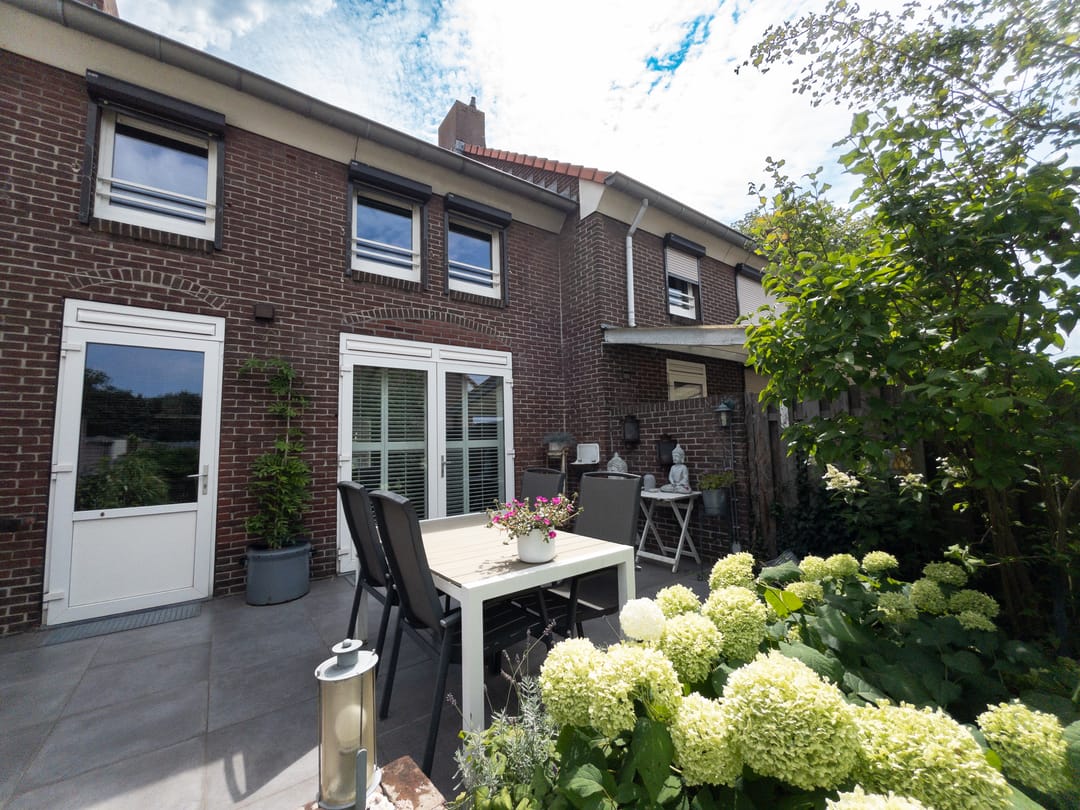 Foto 23 van Papegaaistraat 43