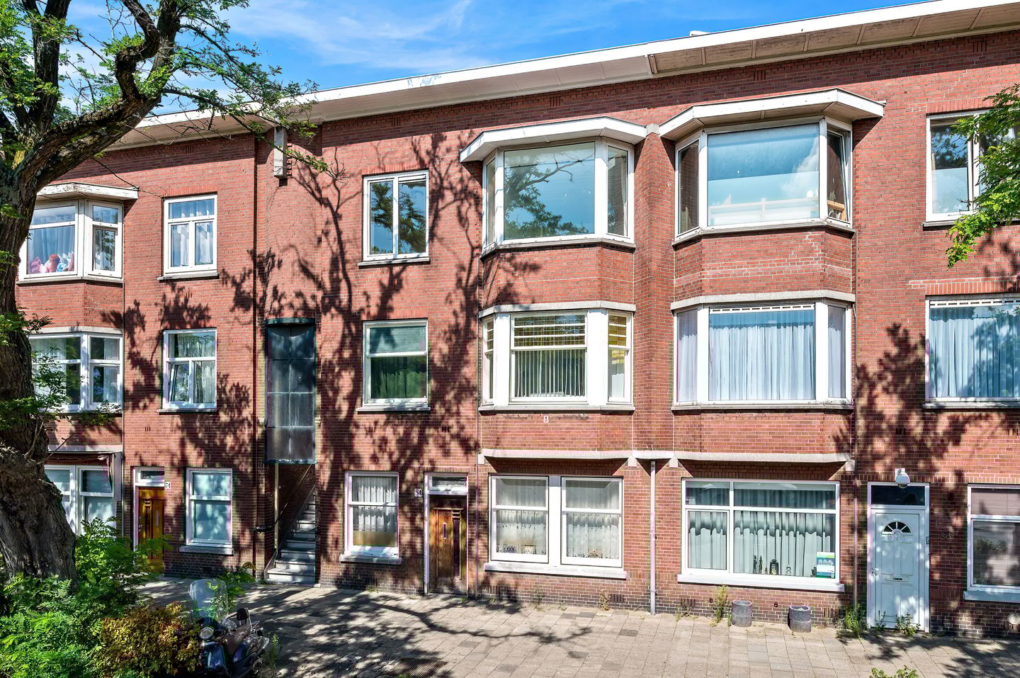 Foto 1 van De Genestetlaan 80