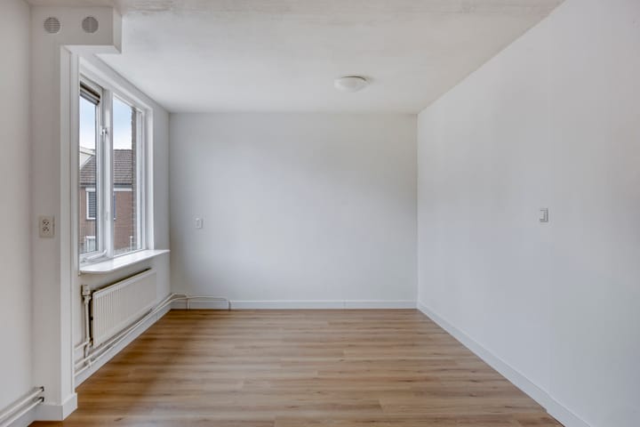 Foto 8 van Klompenmakerstraat 4