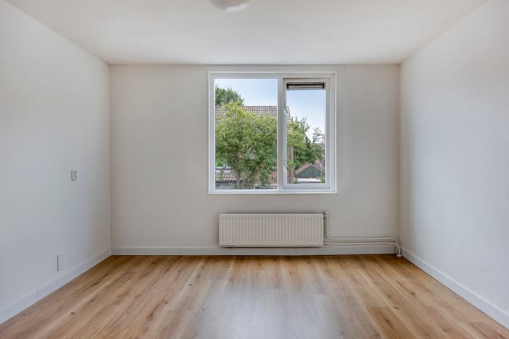 Foto 10 van Klompenmakerstraat 4