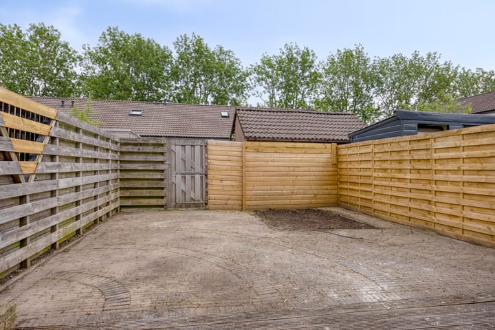 Foto 15 van Klompenmakerstraat 4