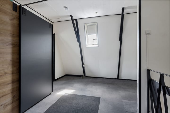 Foto 19 van J. Kammingastraat 133