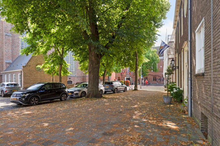 Foto 37 van Latijnse Schoolstraat 13-A