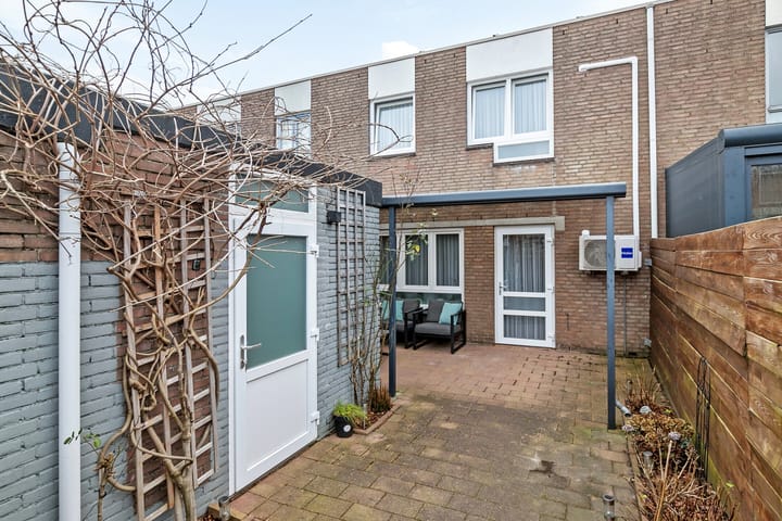 Foto 23 van Oostzeestraat 113