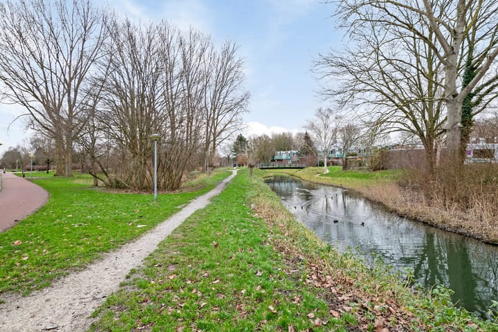 Foto 25 van Oostzeestraat 113