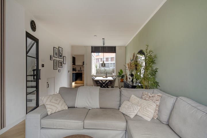 Foto 8 van D. Doniastraat 153