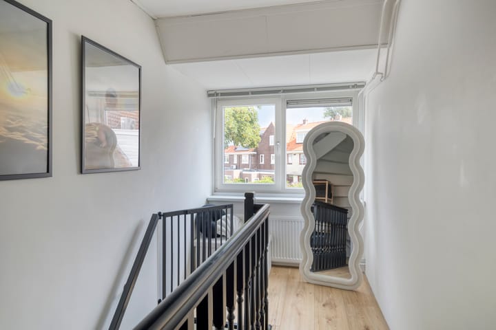 Foto 18 van D. Doniastraat 153