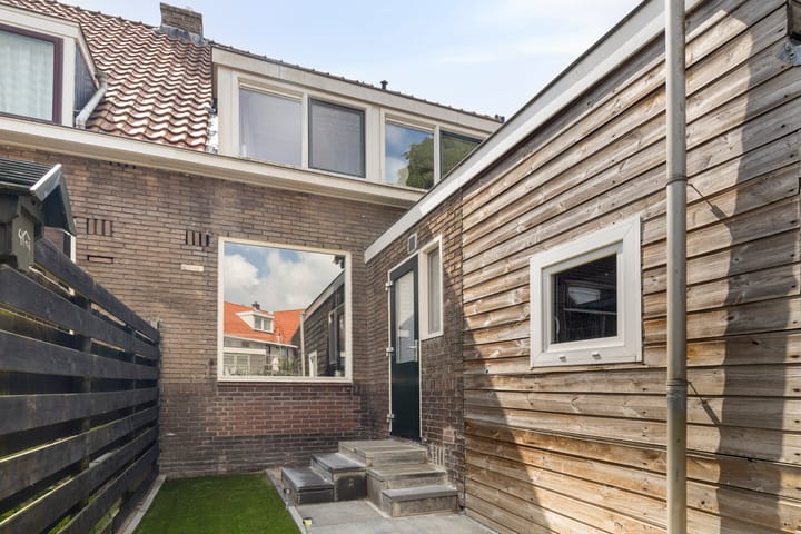 Foto 32 van D. Doniastraat 153