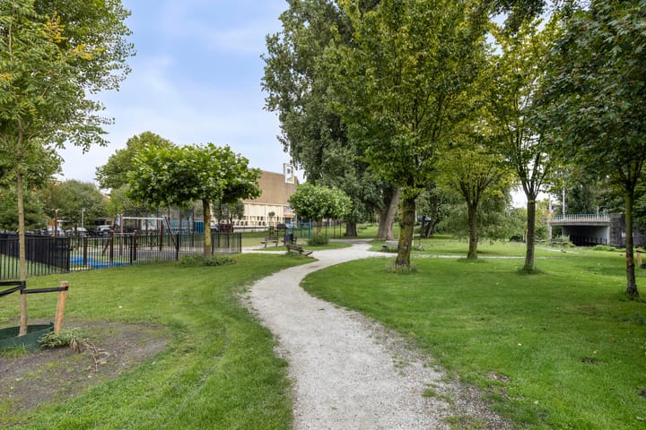 Foto 36 van D. Doniastraat 153