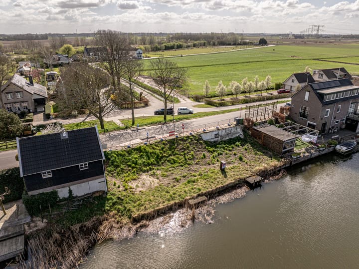 Photo 2 of Maasdamsedijk 43