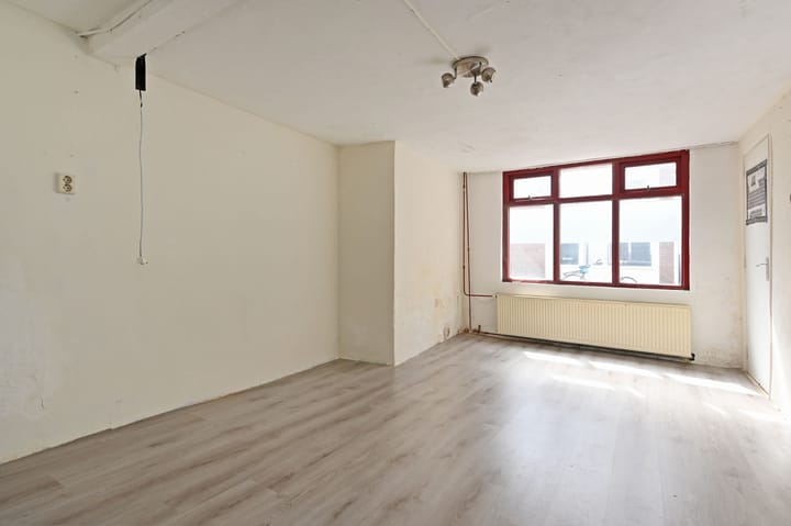 Photo 7 of De Vlouw 62