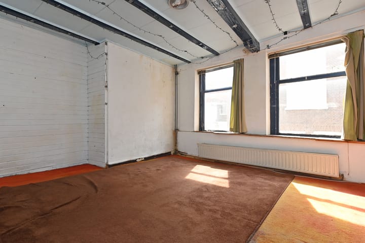 Photo 11 of De Vlouw 62