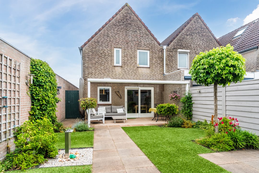 Foto 22 van Marga Klompéstraat 41