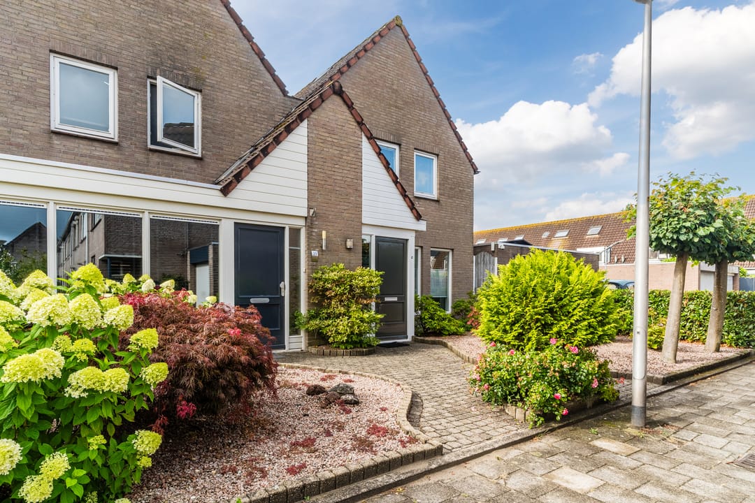 Foto 28 van Marga Klompéstraat 41