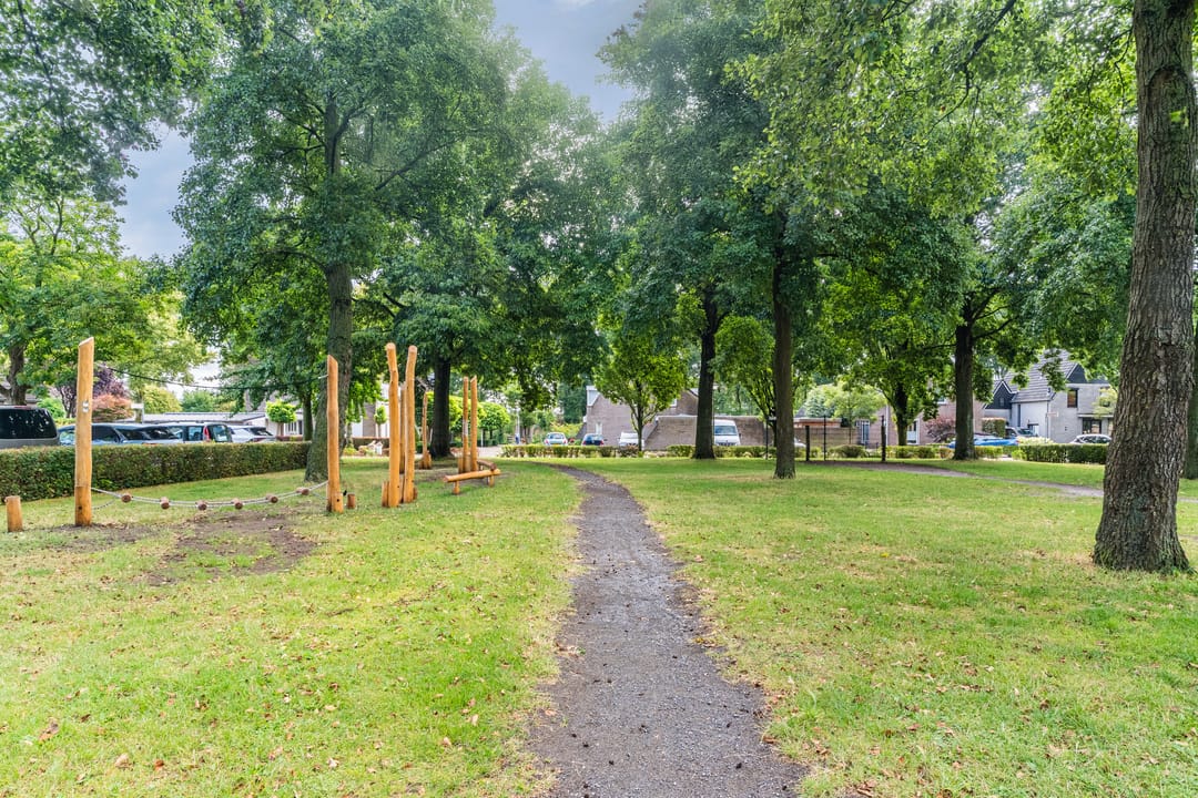 Foto 31 van Marga Klompéstraat 41