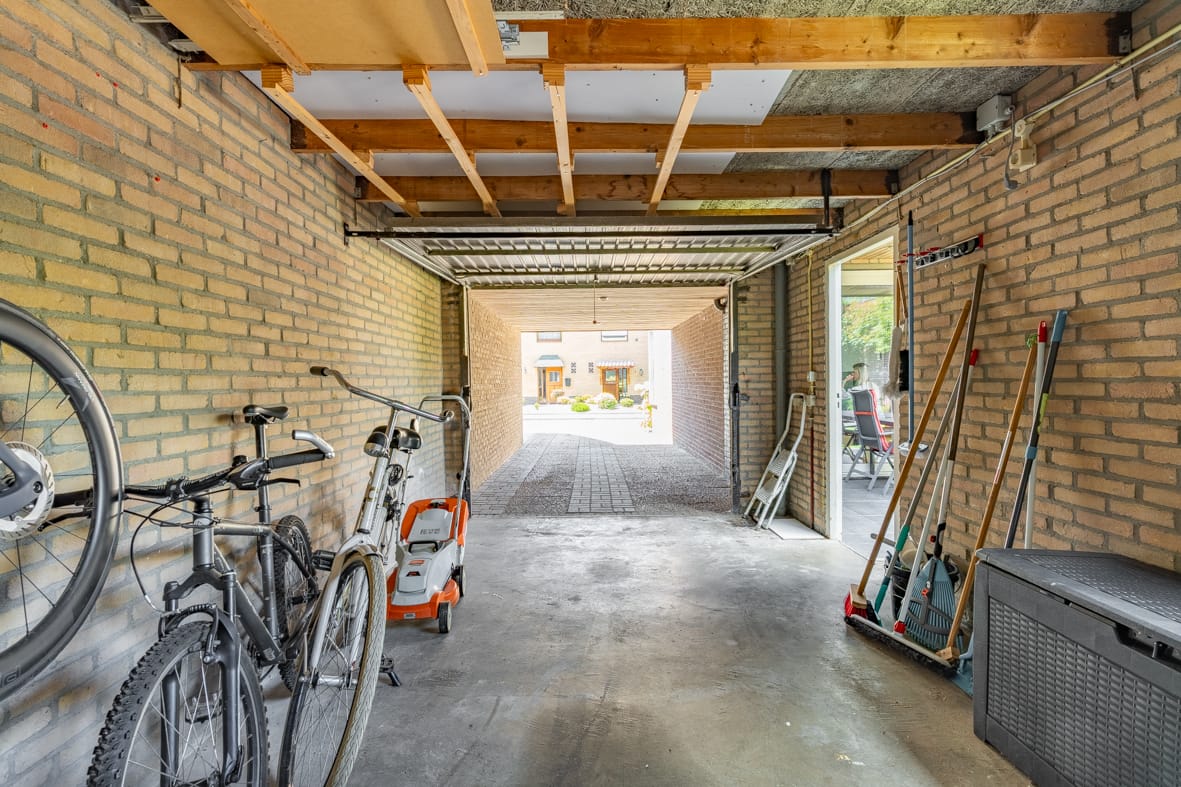 Foto 29 van Dross Banensstraat 6