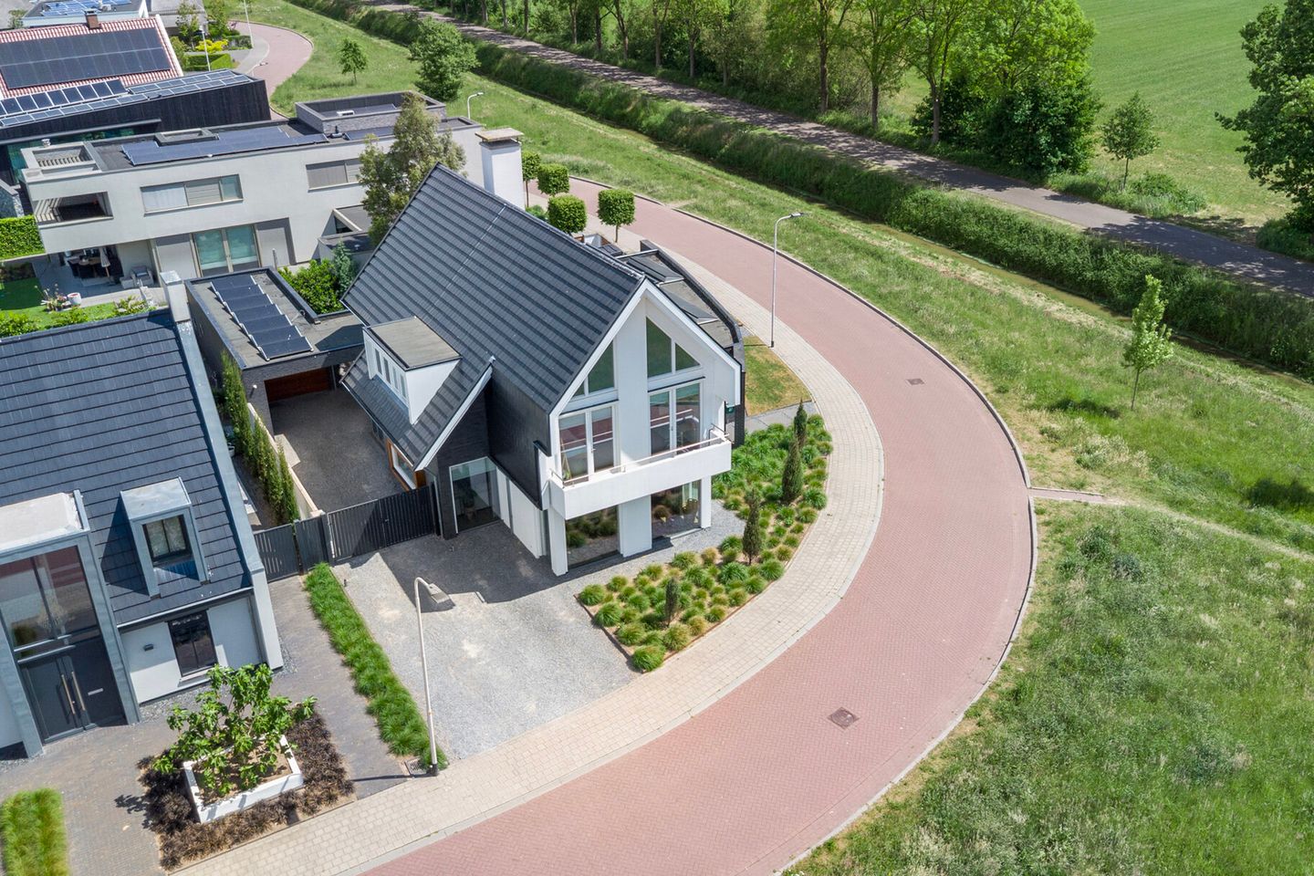 Foto 40 van Havik 27